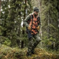 FJÄLLRÄVEN Lappland Hybrid Trousers W -Seatosummit shop square mood fw20 hunting anette andersson 221019 2734