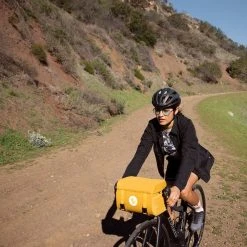 FJÄLLRÄVEN S/F Rider's Wind Jacket W -Seatosummit shop square mood ss22 s f willsaunders la 1025 exp 2027 03 01